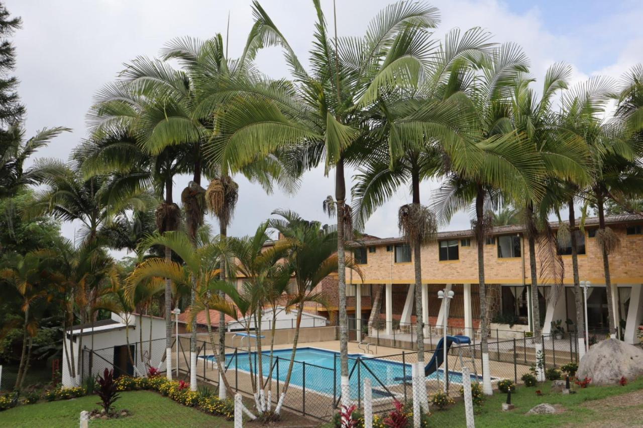 Bed And Breakfast Campestre El Estoril Fusagasuga Exterior photo
