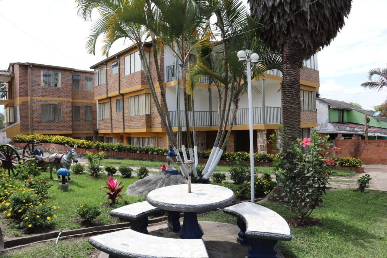 Bed And Breakfast Campestre El Estoril Fusagasuga Exterior photo