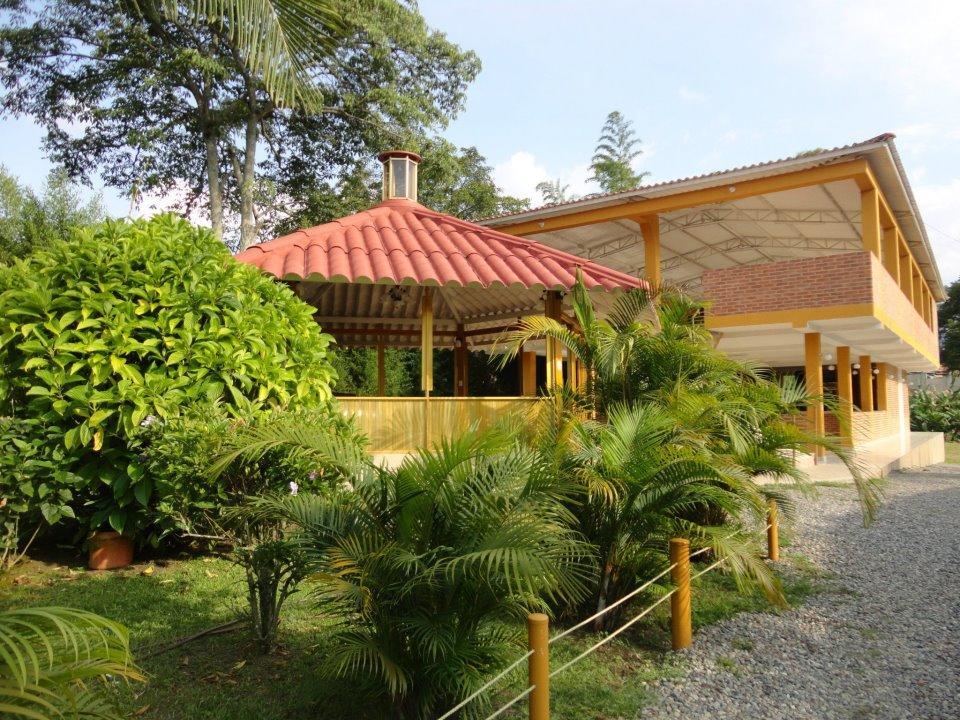 Bed And Breakfast Campestre El Estoril Fusagasuga Exterior photo
